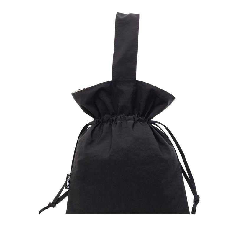 Korean version of girls bag large capacity ins style solid color personalized pleated canvas bag drawstring simple foreign style shoulder bag