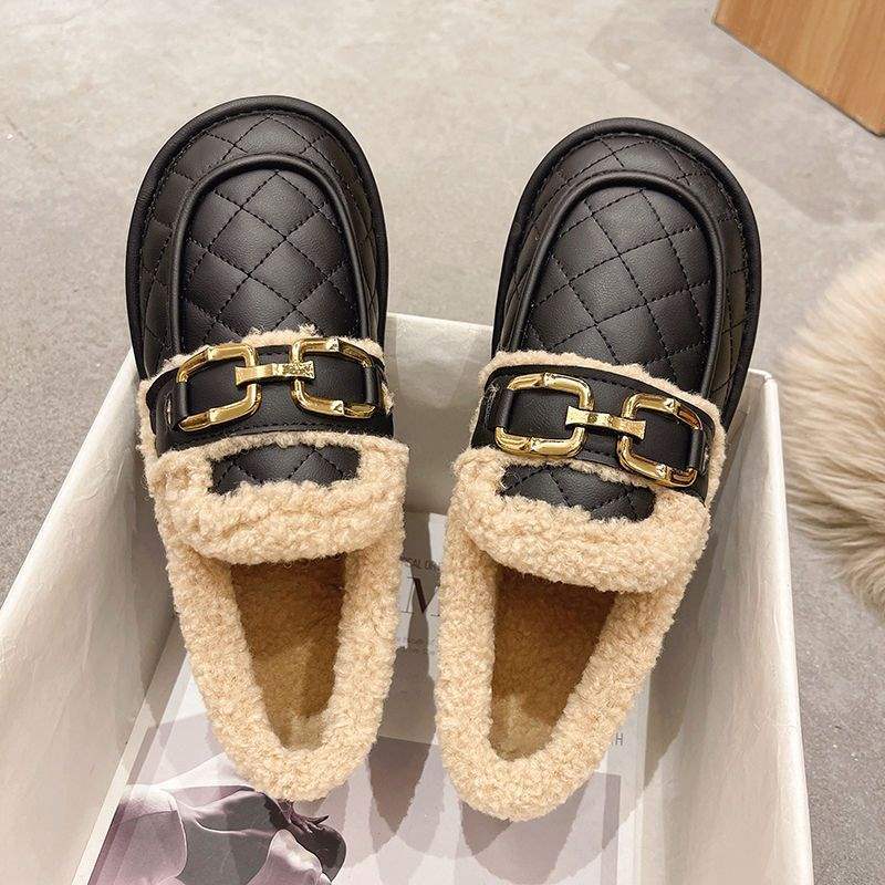 

Cotton shoes women s winter velvet fashion outer wear 2025 new Internet celebrity lamb wool one pedal leather soft-soled beanie shoes 40