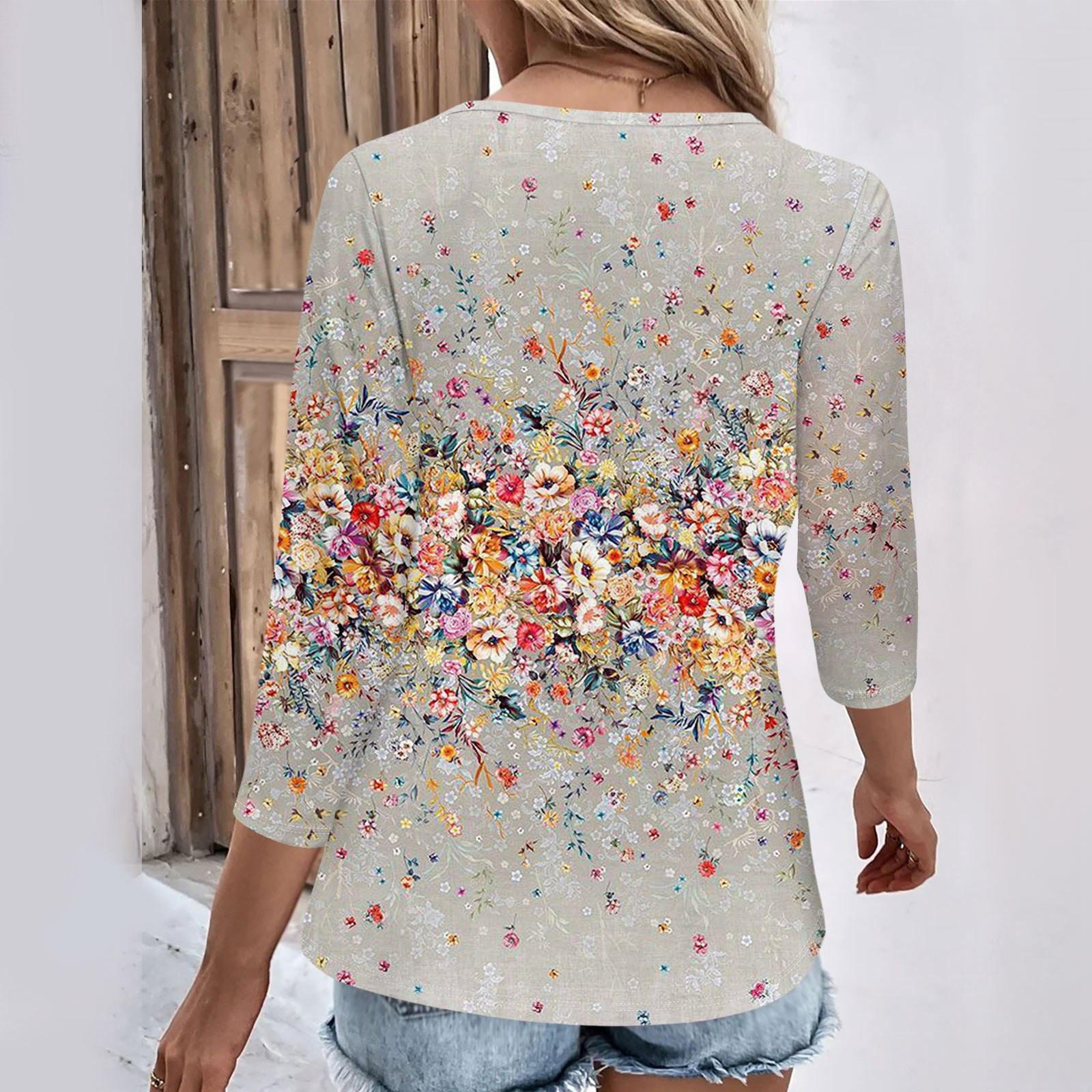 Женские повседневные футболки с рукавом 3/4 для выходных с V-образным вырезом и принтом — фото 4