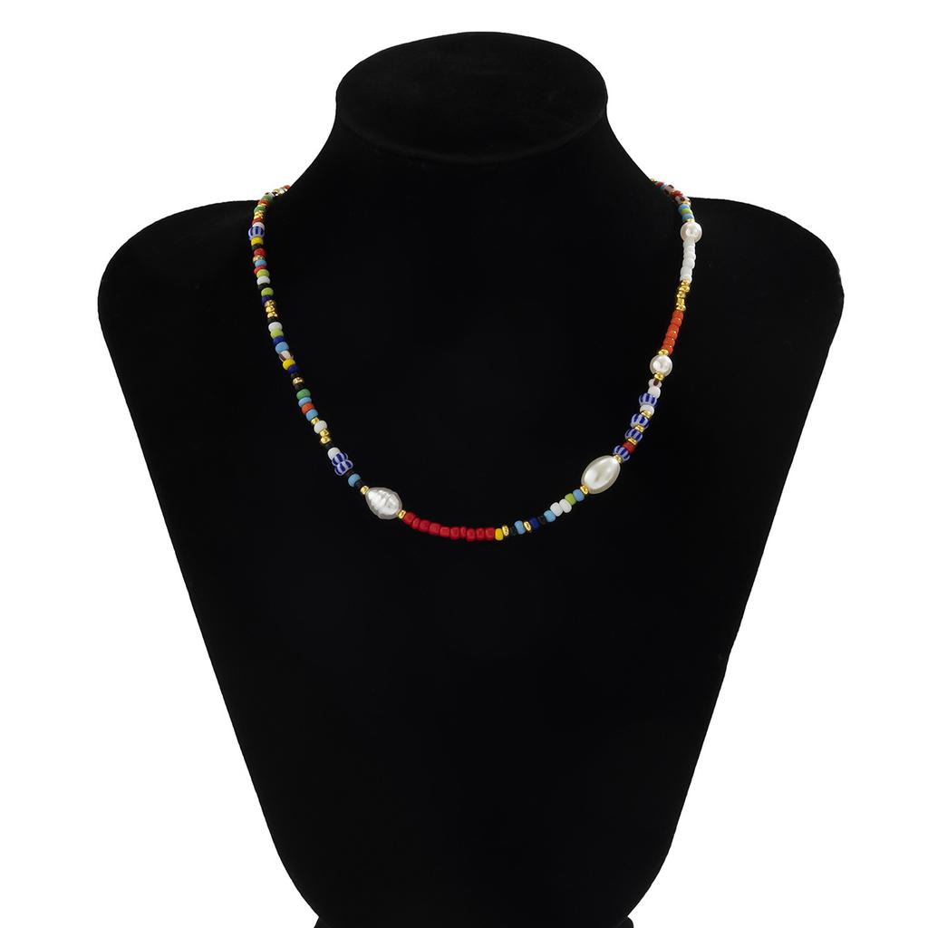 Accessories, creative contrasting color rice bead beaded necklace women, simple geometric imitation pearl single-layer necklace decoration
