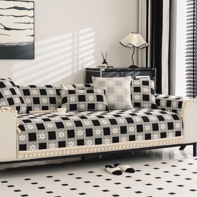 

Plush Sofa Cushion New Anti-Cat Scratch Thickened Seat Cushion Light Luxury Comfortable Cotton Velvet Cover Blanket Thermal Cover 70*70cm