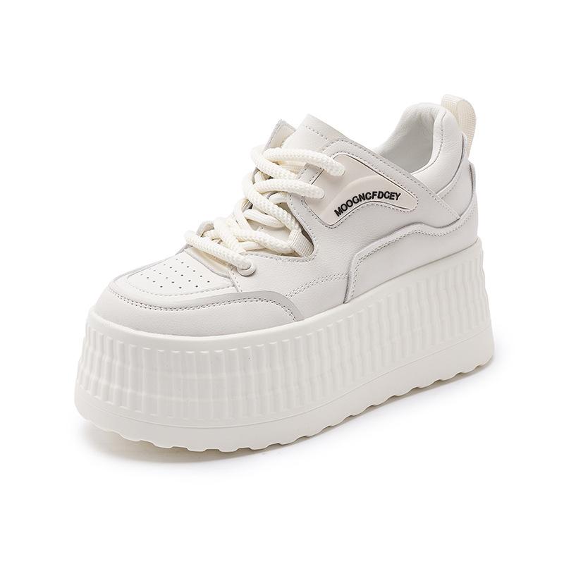 Platform White Shoes Women's 2025 Spring New Small Inner Height Increase Women's Shoes Versatile Board Shoes Sports and Leisure Shoes