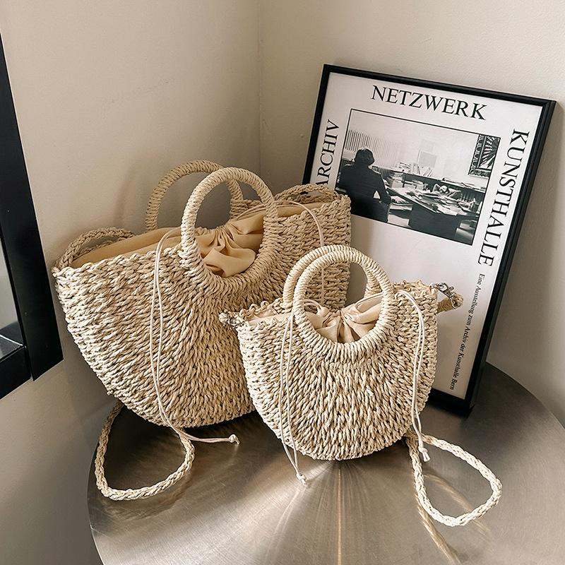 New Beach Versatile Shoulder Messenger Bag Large Capacity Leisure Bag