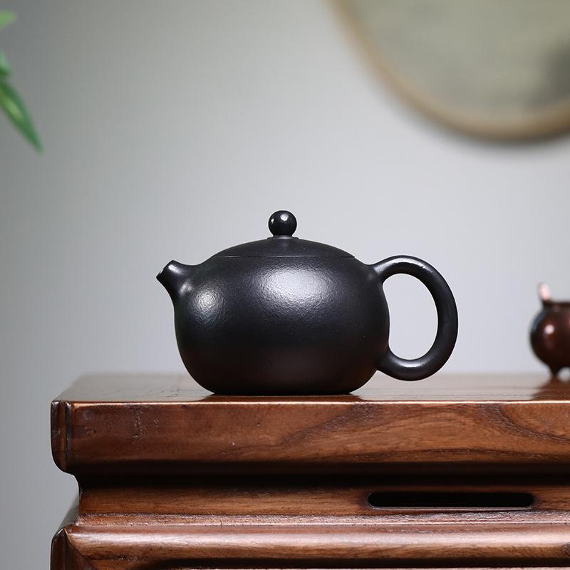 

Retro Yixing Purple Clay Teapots Handmade Pot Raw Ore Zhu Mud Kettle With Filter Chinese Zisha Tea Set For Tea Accessories Craft