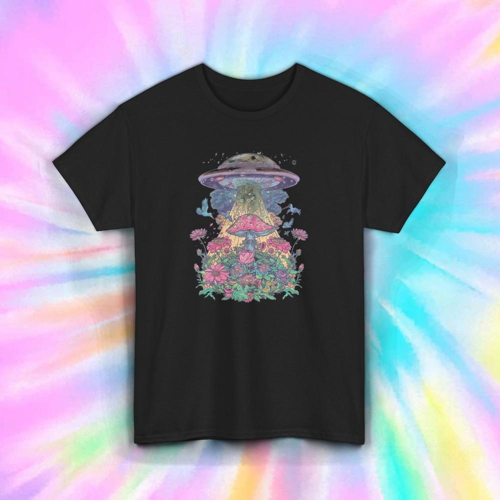 

Psychedelic Alien UFO Shirt Mushroom Floral Trippy Fantasy Graphic Tee S-5XL L