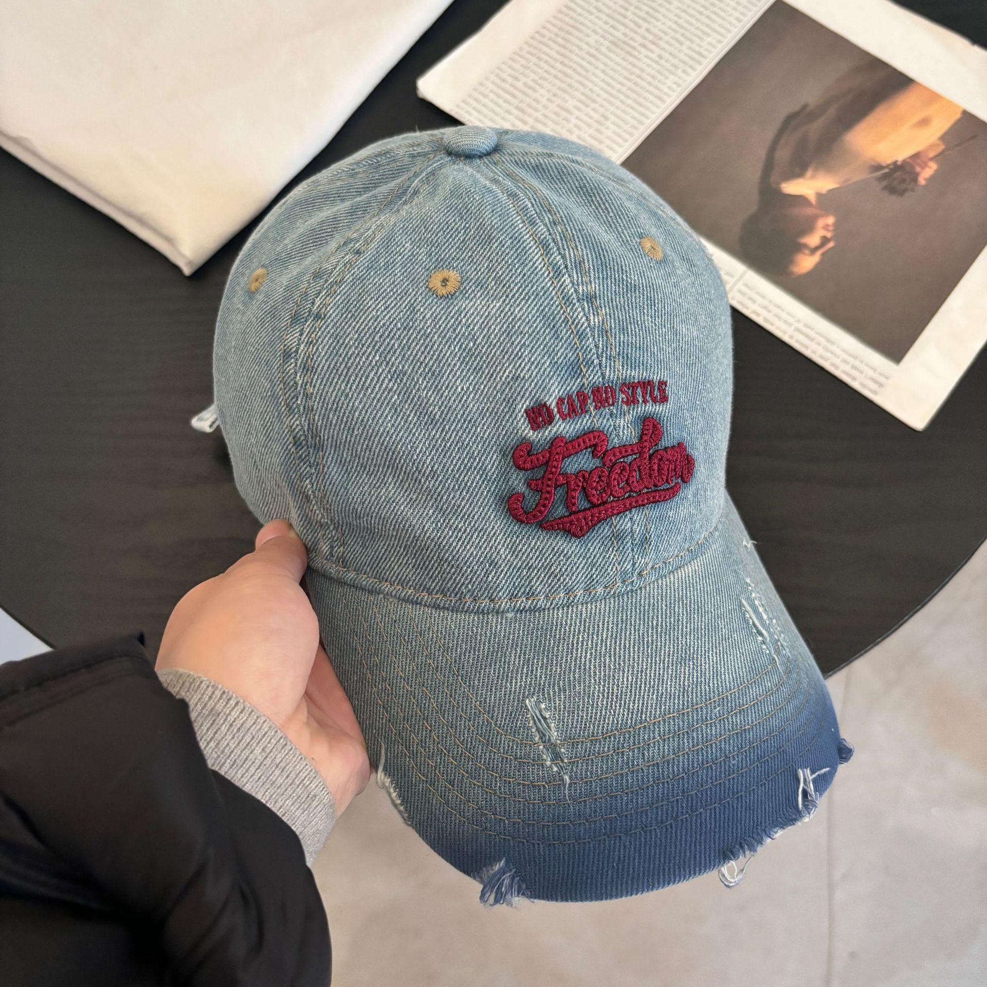 

2025 new spring and summer washed denim baseball cap men and women personality versatile fashion gradual change cap sunscreen cap M（56-58cm）