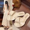 Fashion A High-end and Elegant Flip-flops for Women To Wear in Summer in 2025, Featuring A New Bow Pearl French Flat Flip-flops