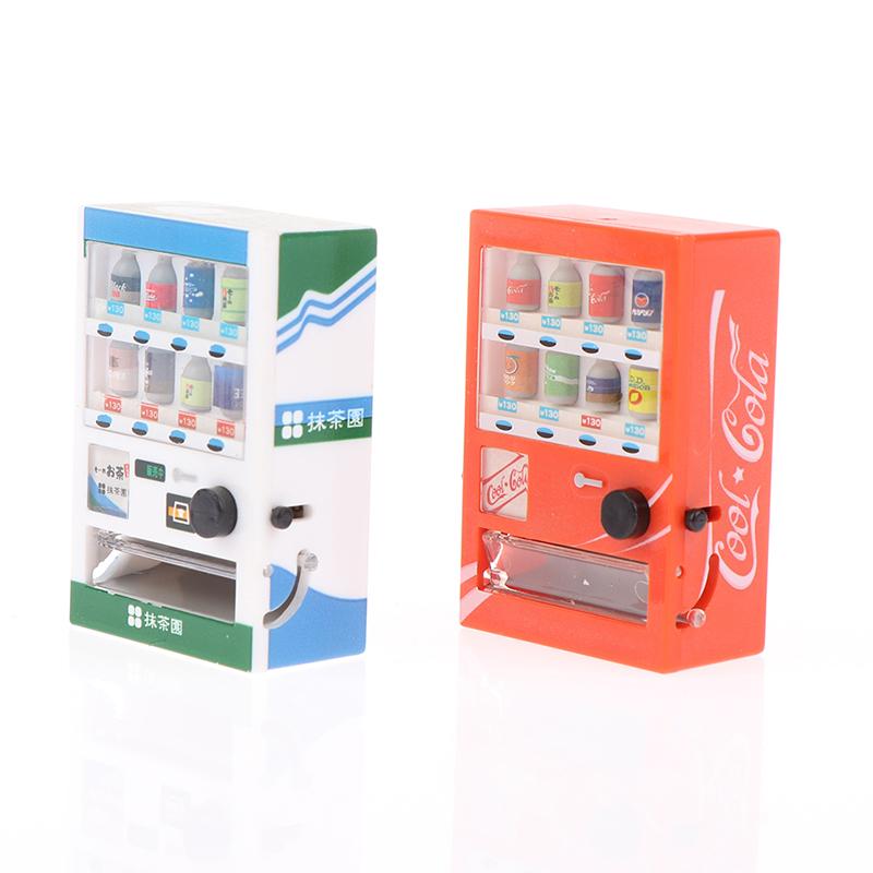 1: 12 Doll House Mini Ornaments Simulated Drinks Selling Airport Scenery Props