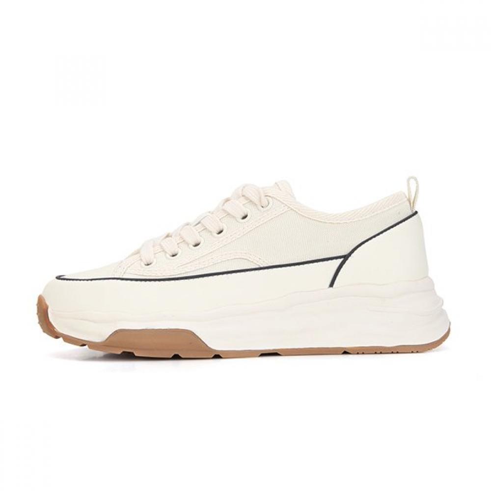 BARBARA Sneakers Bbg162wt