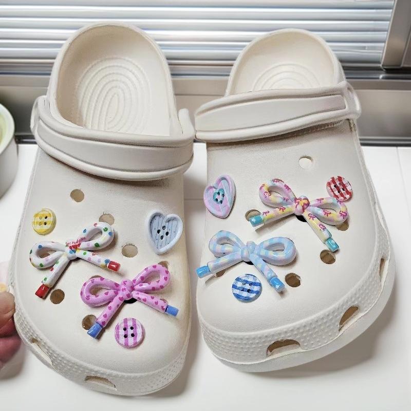 10Pcs Hole Shoes Decoration Ins Shoes Charms Removable Butterfly Shoe Accessories For Girls Summer Shoes Diy Gift