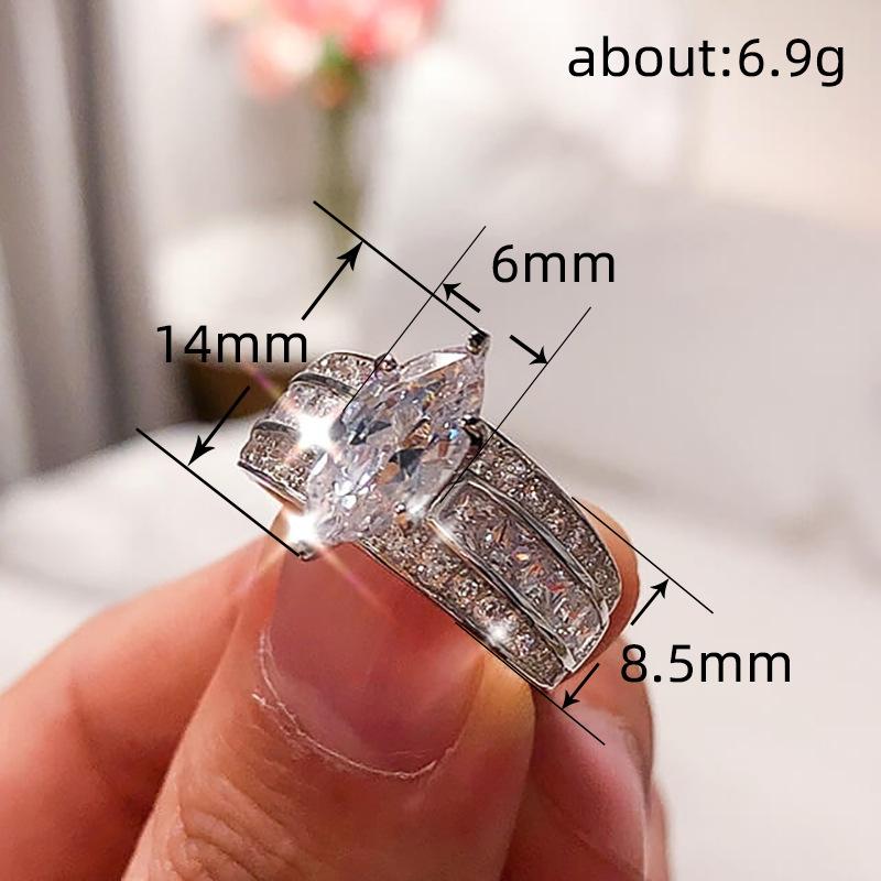 Fashion Ring, Inlaid Domineering Horse Eye Lady Ring, Creative Ring
