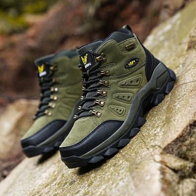 Men Shoes Fashion High Top Climbing Shoes Outdoor Desert Ankle Boots Non Slip Sneakers Men Mountain Hiking Oes Zapatillas Hombre