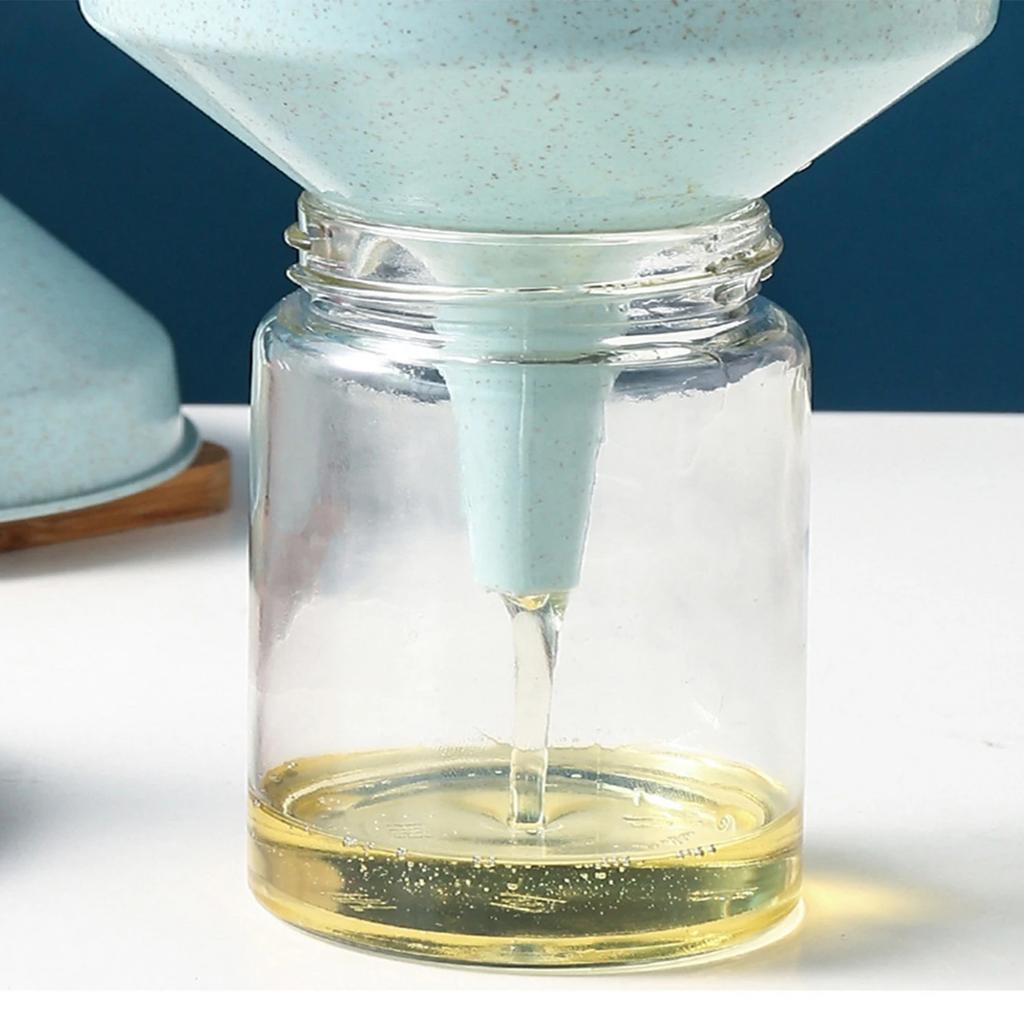 Portable Kitchen Tools Funnel for Oil Liquid Dispensing Reusable Plastic Funnels Household Liquid Oil Funnel Kitchen Supplies