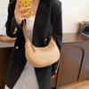 Premium Texture Bag Women's 2025 New Niche Versatile Underarm Bag Popular Simple Shoulder Messenger Bag Dumpling Bag