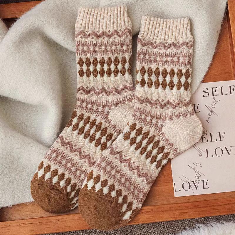 Retro Coffee-colored Socks for Women in Autumn and Winter, Ethnic Style, Thick and Warm Wool and Cotton Socks, Long Socks for Winter