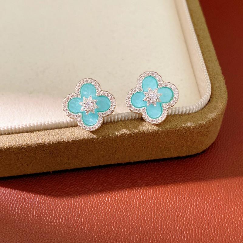 Blue Clover Flower Necklace Set With Zircon Accents Minimalist Womens Daily Wear