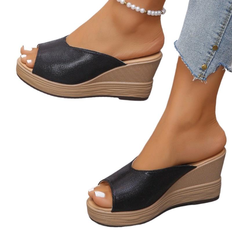 Fashion Ladies Shoes 2025 Fashion Plus Size Women's Slippers Summer New Outdoor Casual Concise Comfortable Non-Slip Platform Slippers
