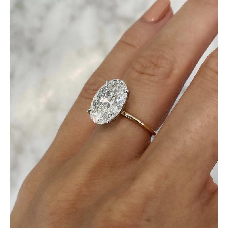 Minimalist zircon ring - handcrafted, ultra-sparkling diamond ring