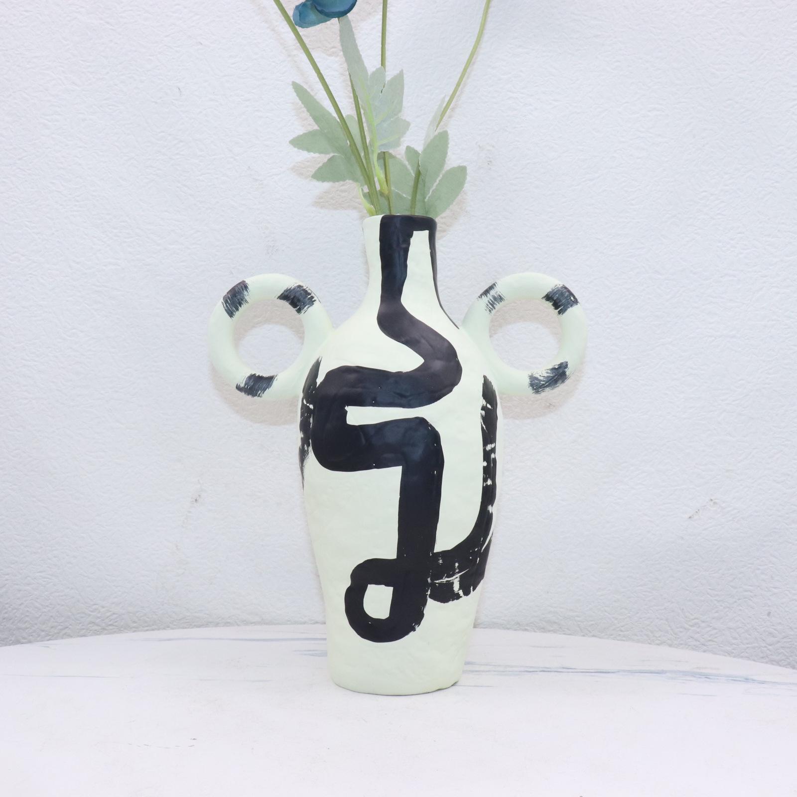 

Nordic Black & White Resin Flower Vase - Modern Handcrafted Home Decor Ornament