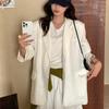 Roupa e acessórios para mulher – Blazers