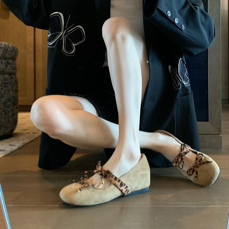 

Retro single shoes women s suede round head light mouth leopard print bow inner height increase Mary Jane ballet shoes 35