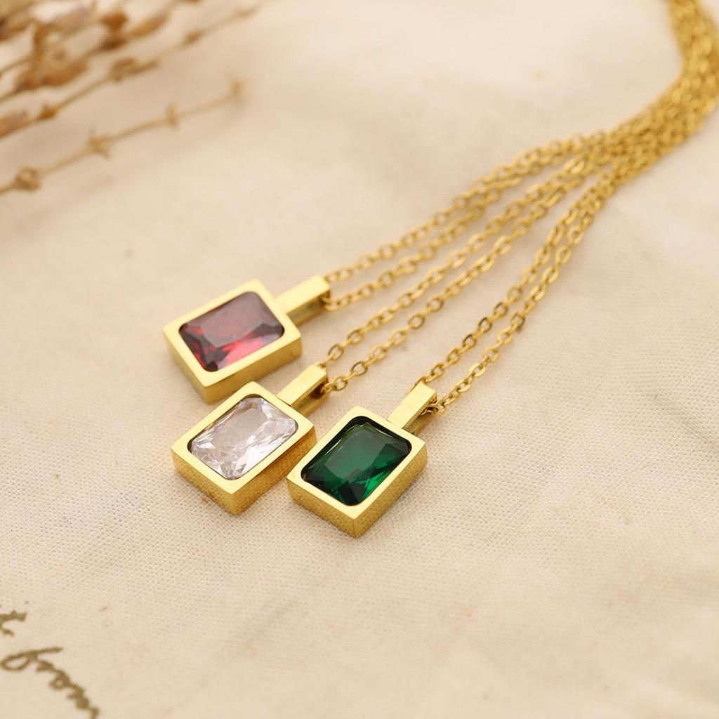 Elegant French-Style Color Zirconia Necklace with 18K Gold-Plated Titanium Clavicle Chain