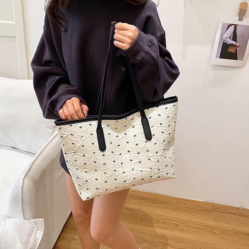 Bow Print Summer New Fashion Trend Large Capacity Casual Shoulder Portable Underarm Tote Bag Women