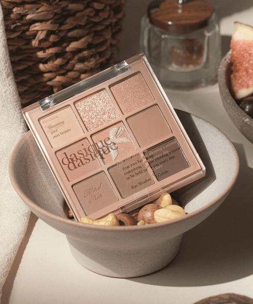 Eyeshadow Palette [+Gift: Starlit Jewel Liquid Glitter]