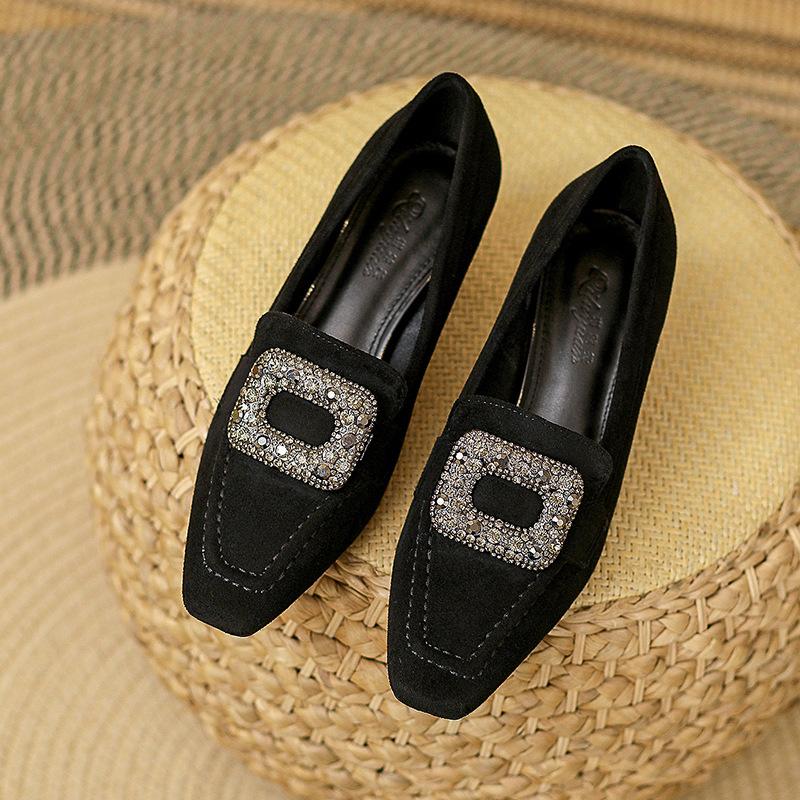 

Туфли на высоком тонком каблуке с квадратным носком 2025 новая осенне-зимняя коллекция женской обуви в британском стиле, ретро французские туфли-лодочки с квадратной пряжкой из страз 34 чёрный