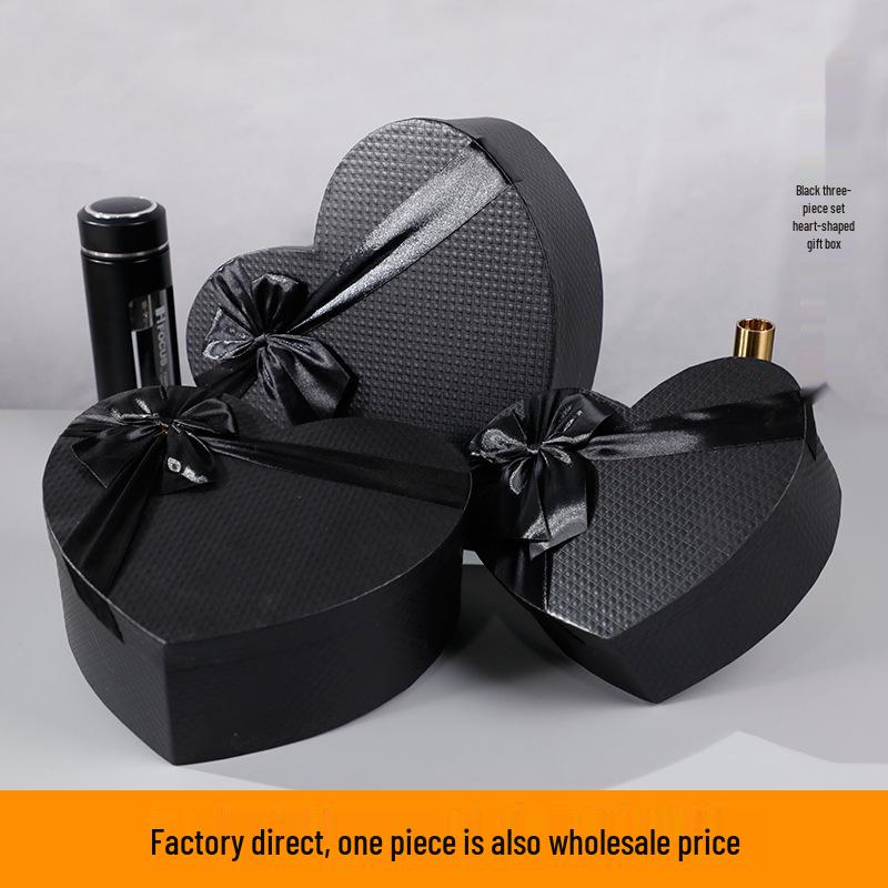 Set di 3 Scatole Regalo Nere a Forma di Cuore per San Valentino, Cioccolatini o Rossetti
