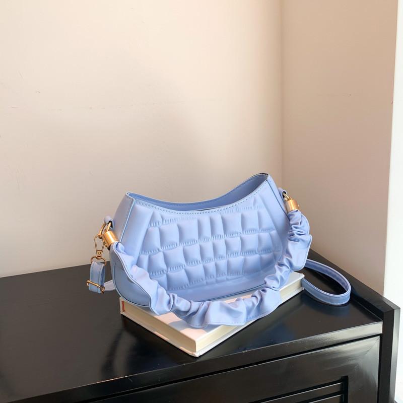 Chic Trendy Baguette Bag 2023 Summer Fashionable Handbag For Women Simple Shoulder Bag
