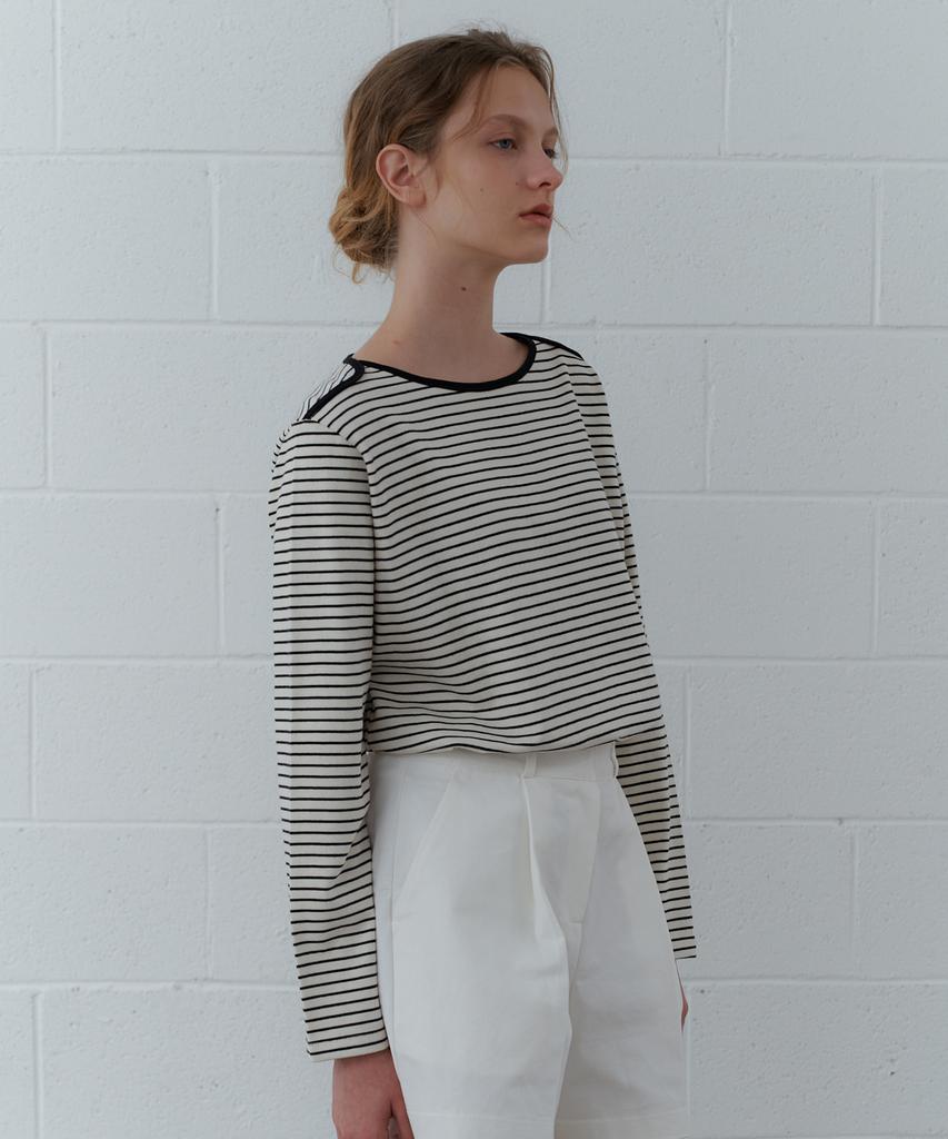 Yulago Mary Boatneck T-Shirt