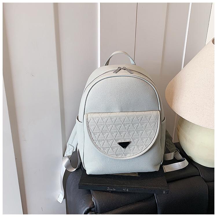 Women's fashion casual soft leather bag light women's travel backpack trendy college bag backpack