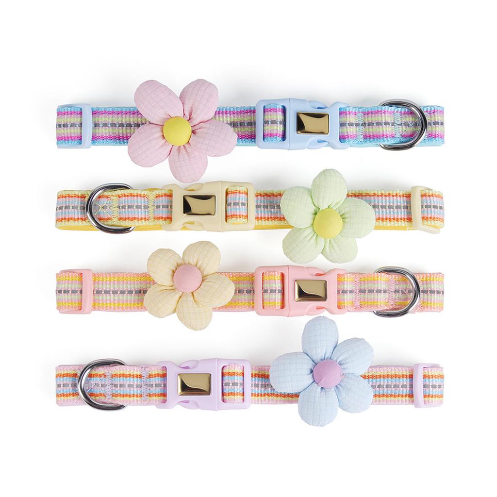 Universal & Dog Collar Cute Flower Design Outdoor Pet Restraint Safety Collar