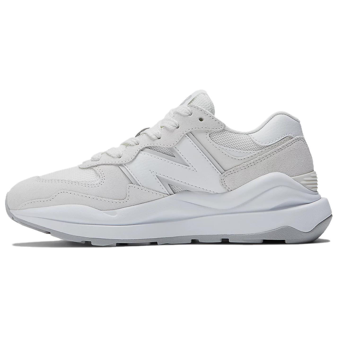 

новые женские New Balance 57/40 Oat White 43.5