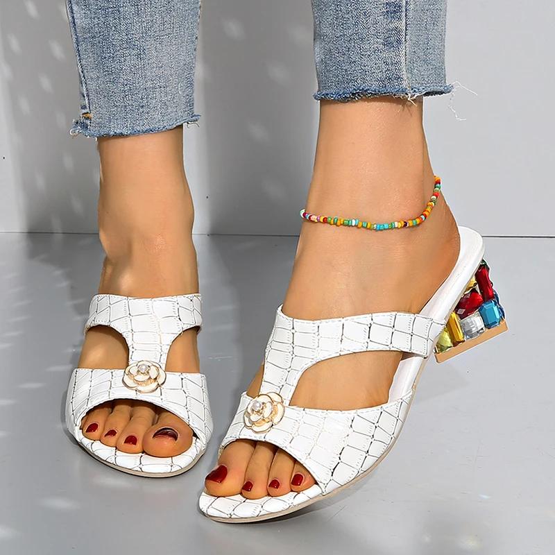 Fashion Summer Peep Toe Rhinestone Sandals Women Flower Decor High Heels Slippers Woman Fashion White Square Heel Beach Sandalias Mujer