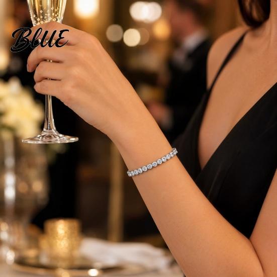 Women Bracelet Bracelet Sparkling Cubic Zirconia Inlaid with Alloy Plating