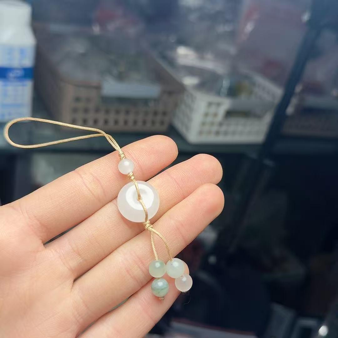 Tianshan Jade Pendant Fashionable Phone Lanyard Necklace for Women