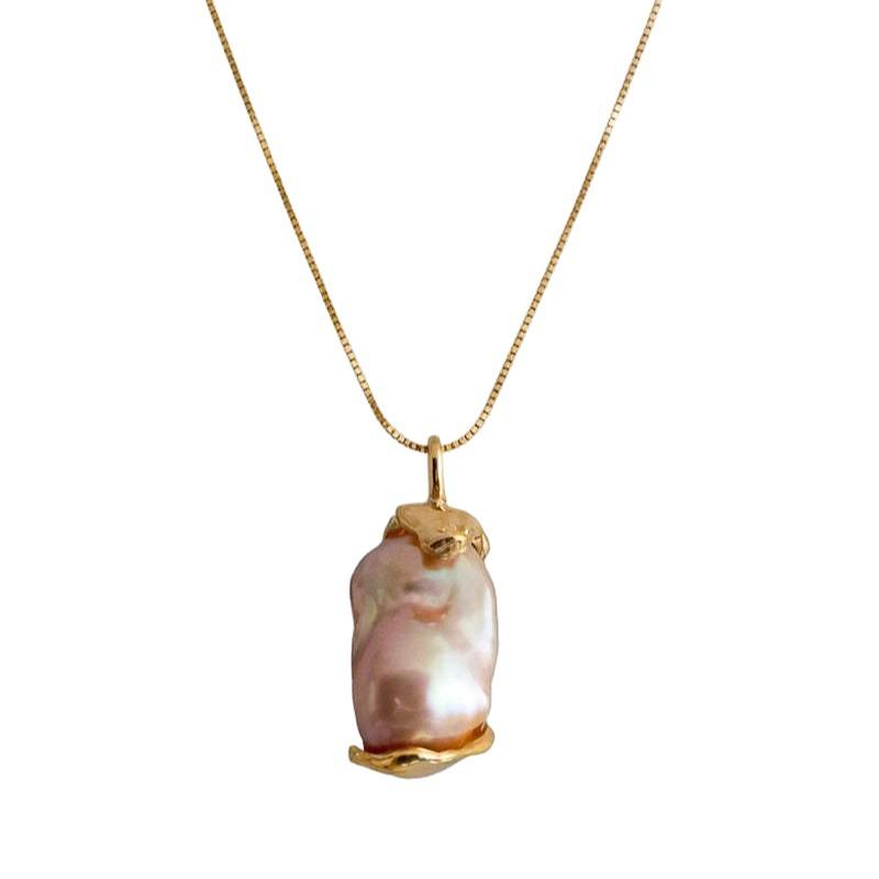 Vintage Special-Shaped Pendant Necklace Natural Baroque Pearl High-End Style Neck Jewelry Women
