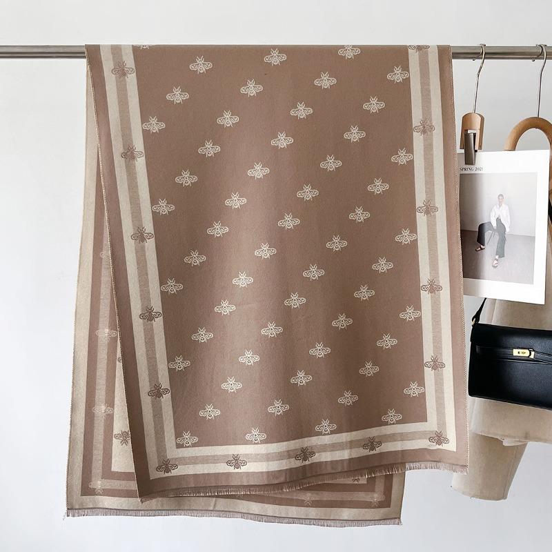 2024 New Korean Version New Geometric Fashion Double-sided Imitation Cashmere Warm Scarf with High-end Feel