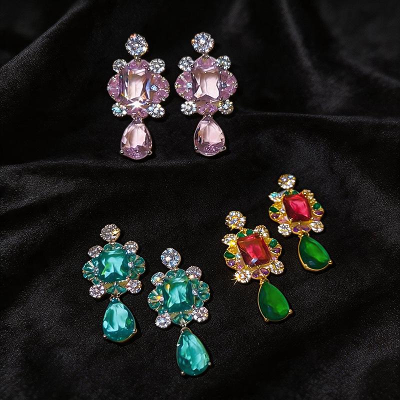 Silver Needle Luxury Zircon Water Drop Stud Earrings - Elegant European and Court-Style, High-end Design for Women.