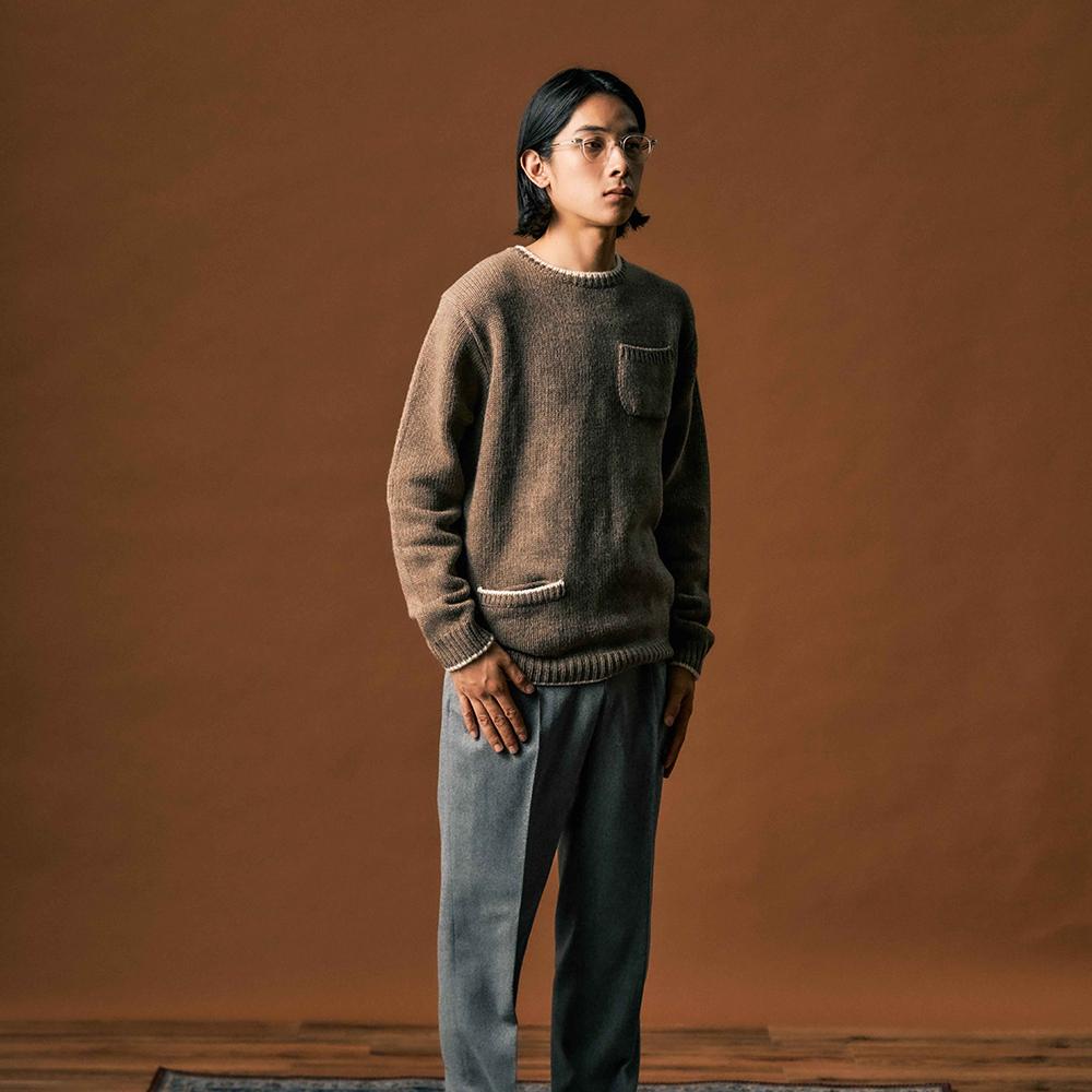 EDWARDMAX Two-Pocket Round Neck (Brown)