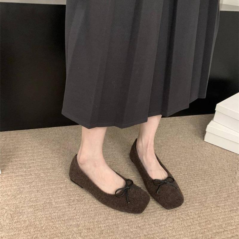 

Ретро туфли Мэри Джейн с квадратным носком и неглубоким вырезом, осенне-зимние на плоской подошве, под юбку, одинарные туфли, женские туфли Доудоу с бантом 40