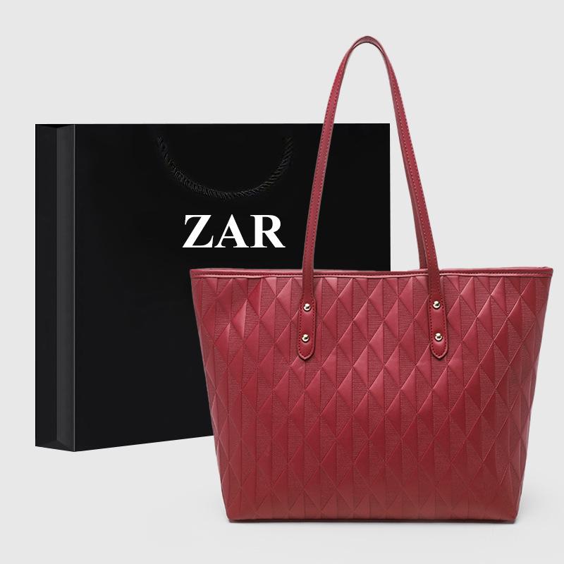 

Жіноча високоякісна модна сумка-тоут 2024 року: Сумка на плече Diamond великої місткості червоний