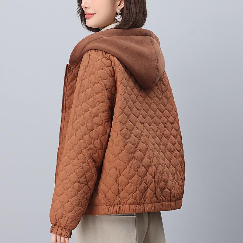 

Women s Hooded Cotton Coat: Autumn/Winter 2024, Short, Loose, and Thickened for Middle-Aged and Elderly. L (115-130 kg) чёрный