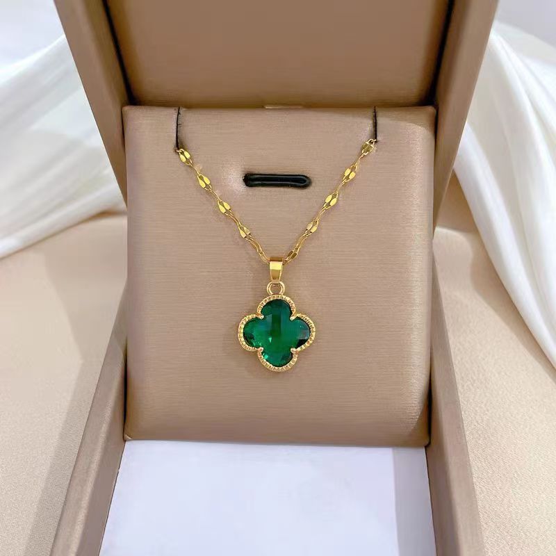 Four-Leaf Clover Necklace Female Design Light Luxury Simple Lace Pendant Collarbone Chain