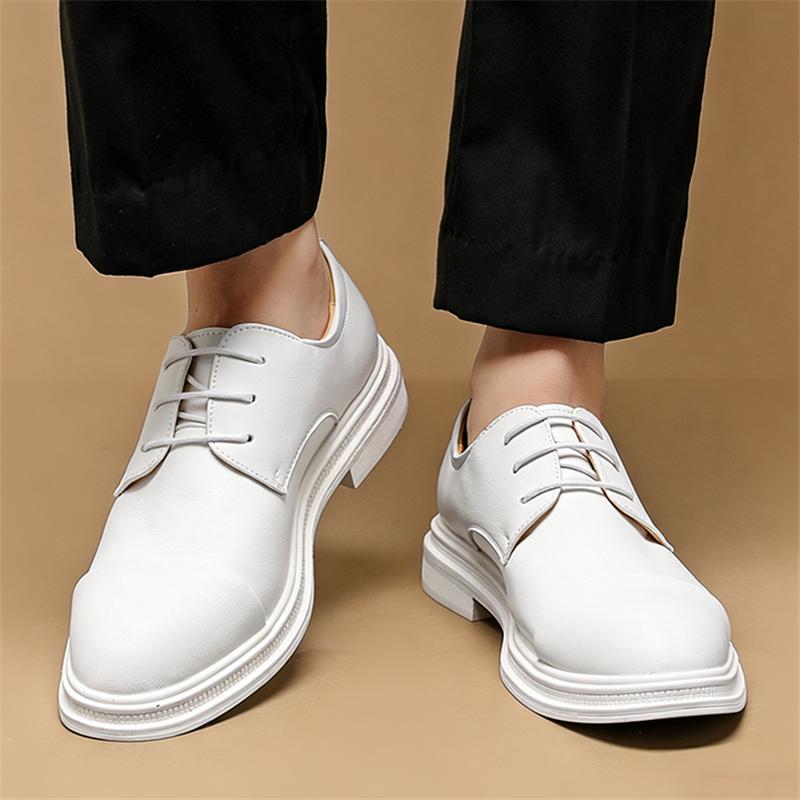 Fashion New Men's White Black Lace Up Patent Leather Oxford Shoes Designer Male Formal Wedding Prom Dress Homecoming Footwear
