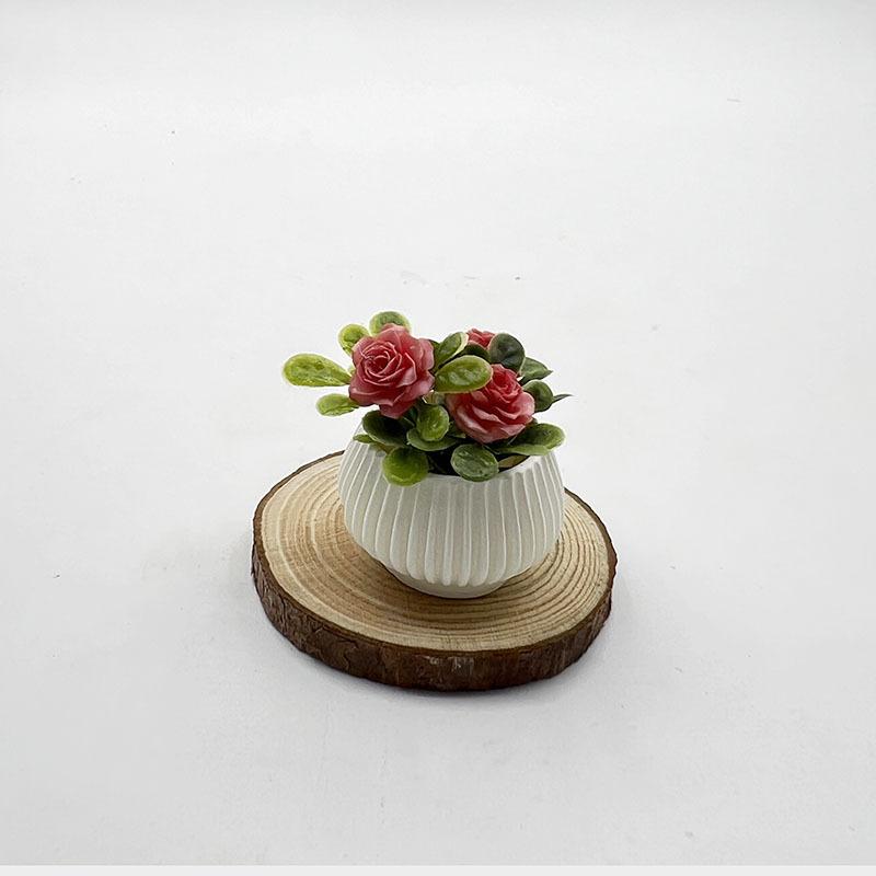 1Pcs Doll House Living Room Scene Decoration Mini Rose Plant Potted Plants Model Miniature Landscape Handicrafts