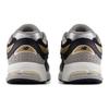 New Balance 2002R Big Kid Black Sea Salt Gold Kids Sneakers Gold-Metallic GC2002PO