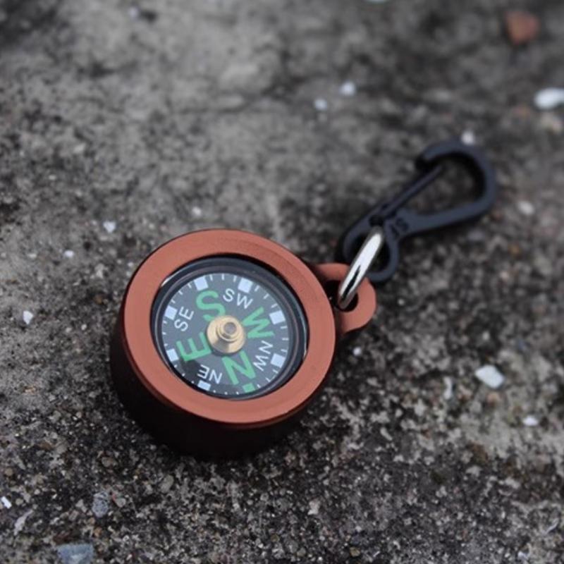 Mini Aluminum Alloy Compass Keychain Pendant Outdoor Hiking Camping Mini Portable Compass Bag Charm